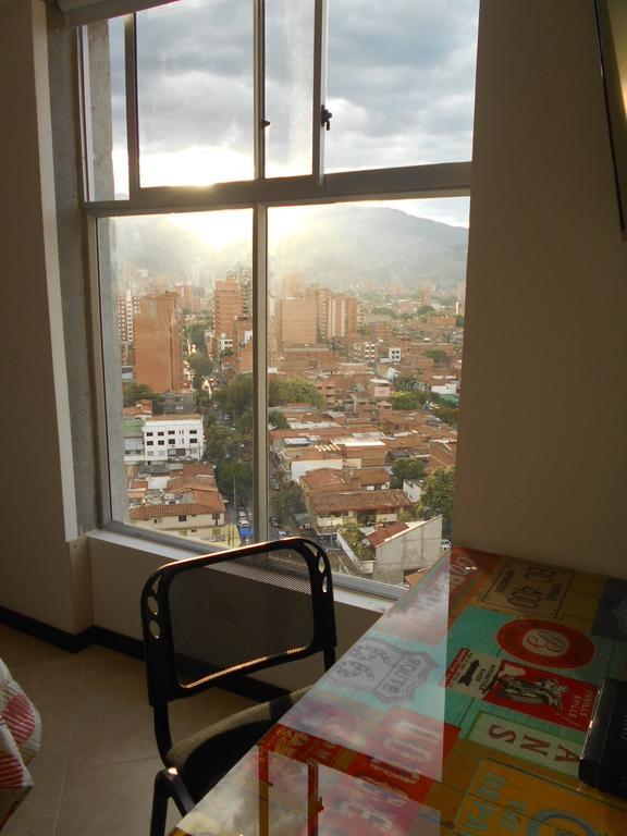 Apartasuites AV Medellín Extérieur photo