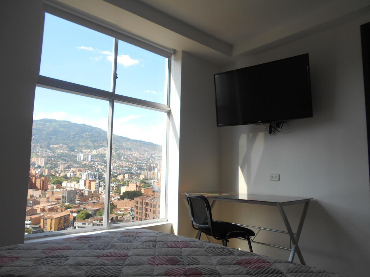 Apartasuites AV Medellín Extérieur photo
